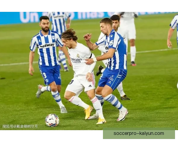 西甲欧协联参赛队表现稳健，备受关注的球队纷纷亮相新赛季